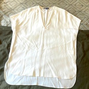Vince. 100% silk blouse